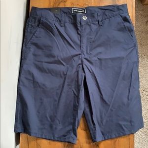 Men’s navy shorts